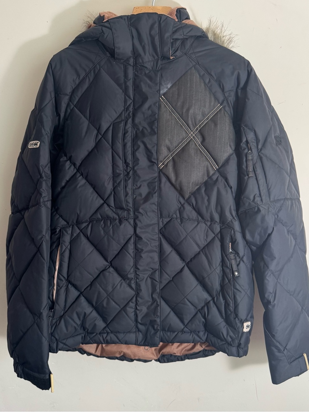 686 Six Eight Six Women's Snowboard Ski Jacket Black Brown Quilted Ace Small S
